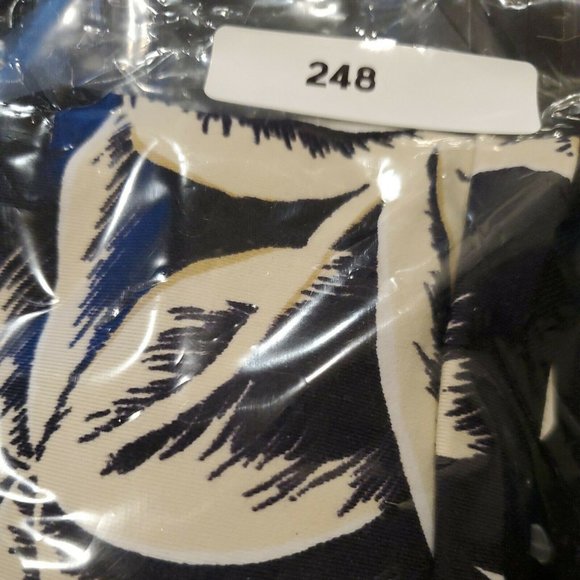 Medium Billabong Bikini - Picture 7 of 7